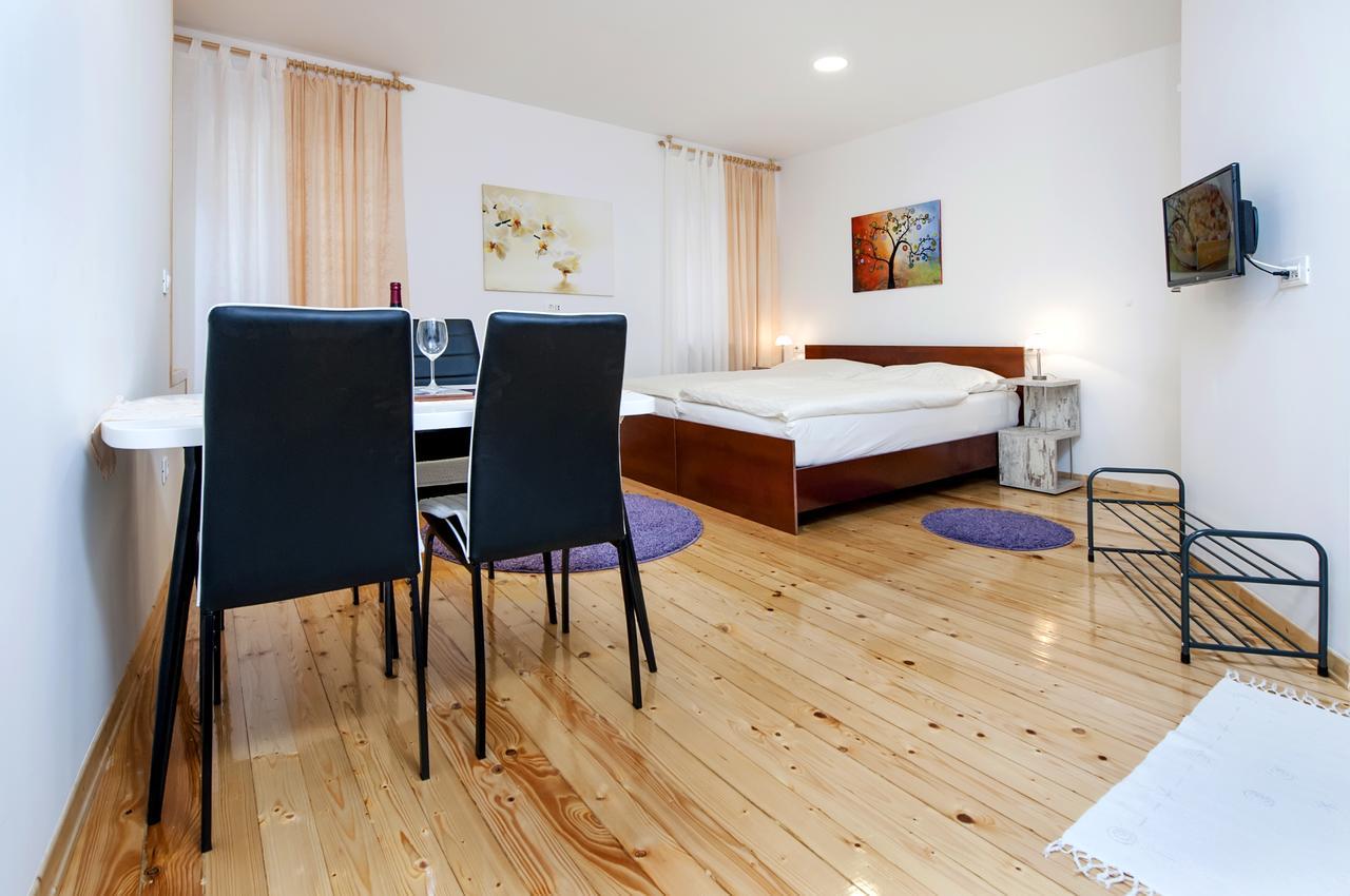 La Svalba Rooms & Studios Rovinj Ngoại thất bức ảnh